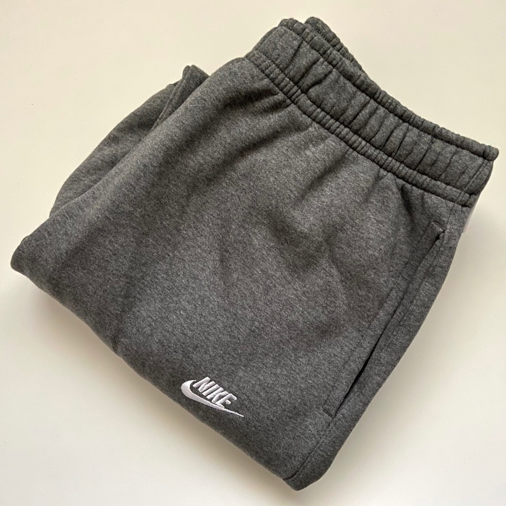 NWT Grey Nike Joggers / Sweatpants